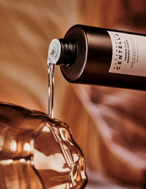 SKIN1004 Madagascar Centella Probio-Cica Essence Toner 210 ML