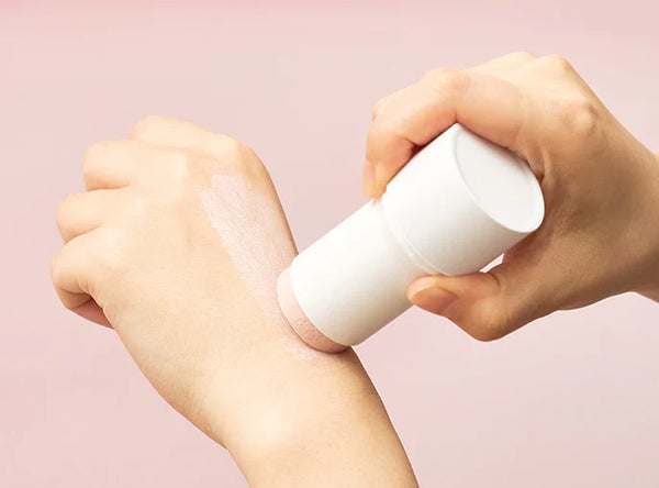 SKIN1004 madagascar centella poremizing quick clay stick mask